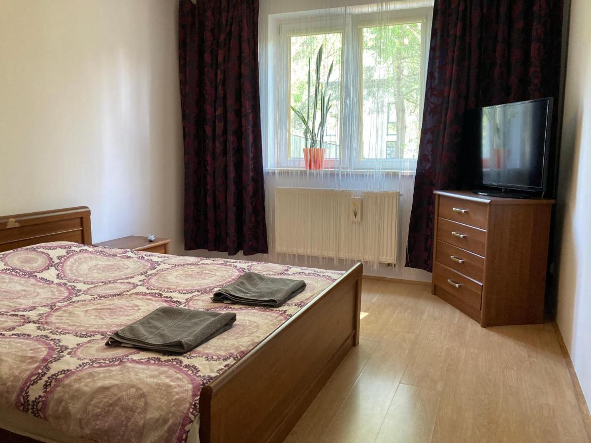 Dom Chotomow Apartman Kültér fotó